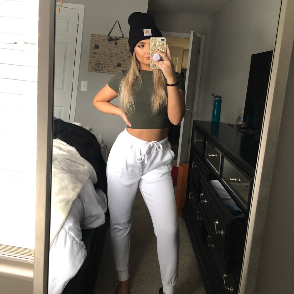 White joggers
